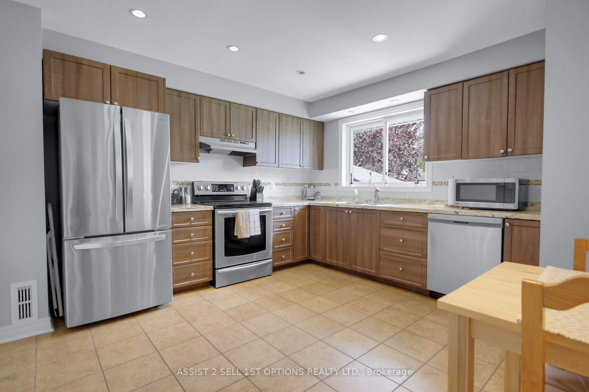 Photo 23 of 1415 Chatelain Avenue, Ottawa, Carlington — HOMEH