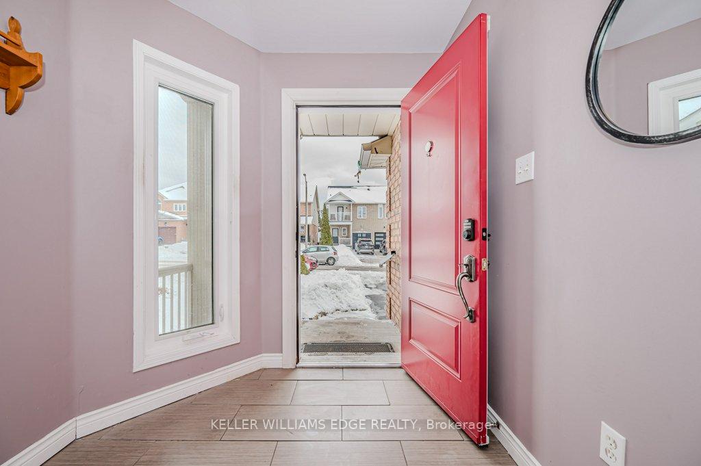 Photo 5 of 5137 Porter Street, Burlington, Uptown — HOMEH