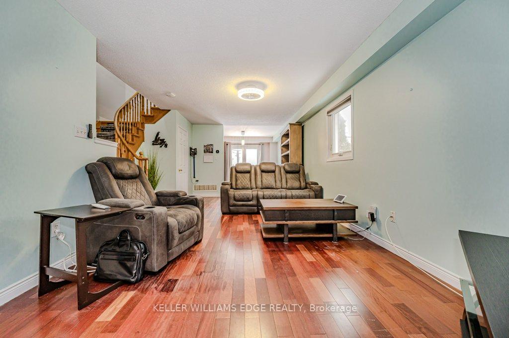 Photo 10 of 5137 Porter Street, Burlington, Uptown — HOMEH