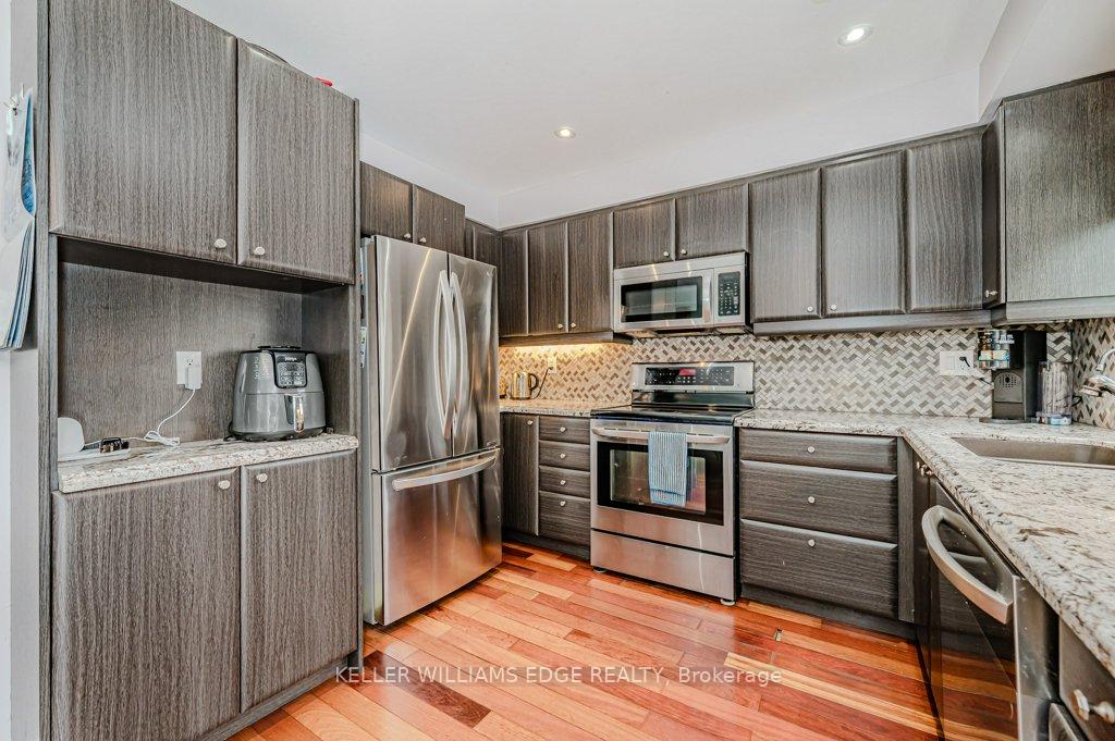 Photo 18 of 5137 Porter Street, Burlington, Uptown — HOMEH