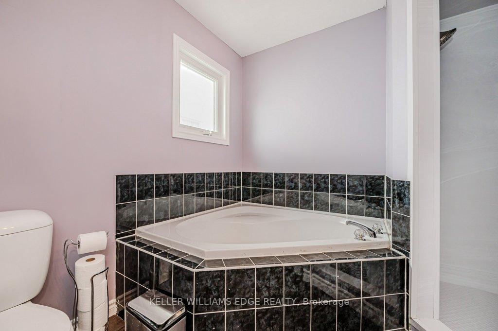 Photo 24 of 5137 Porter Street, Burlington, Uptown — HOMEH