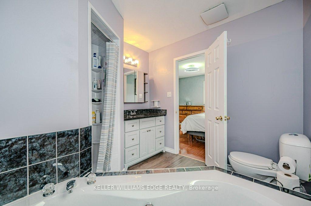 Photo 25 of 5137 Porter Street, Burlington, Uptown — HOMEH