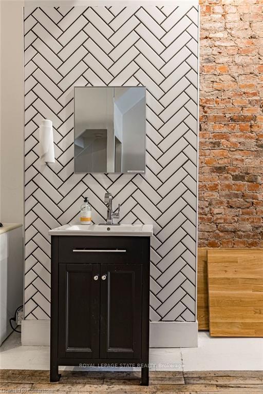 Photo 37 of 203 King Street E, Hamilton, Beasley — HOMEH