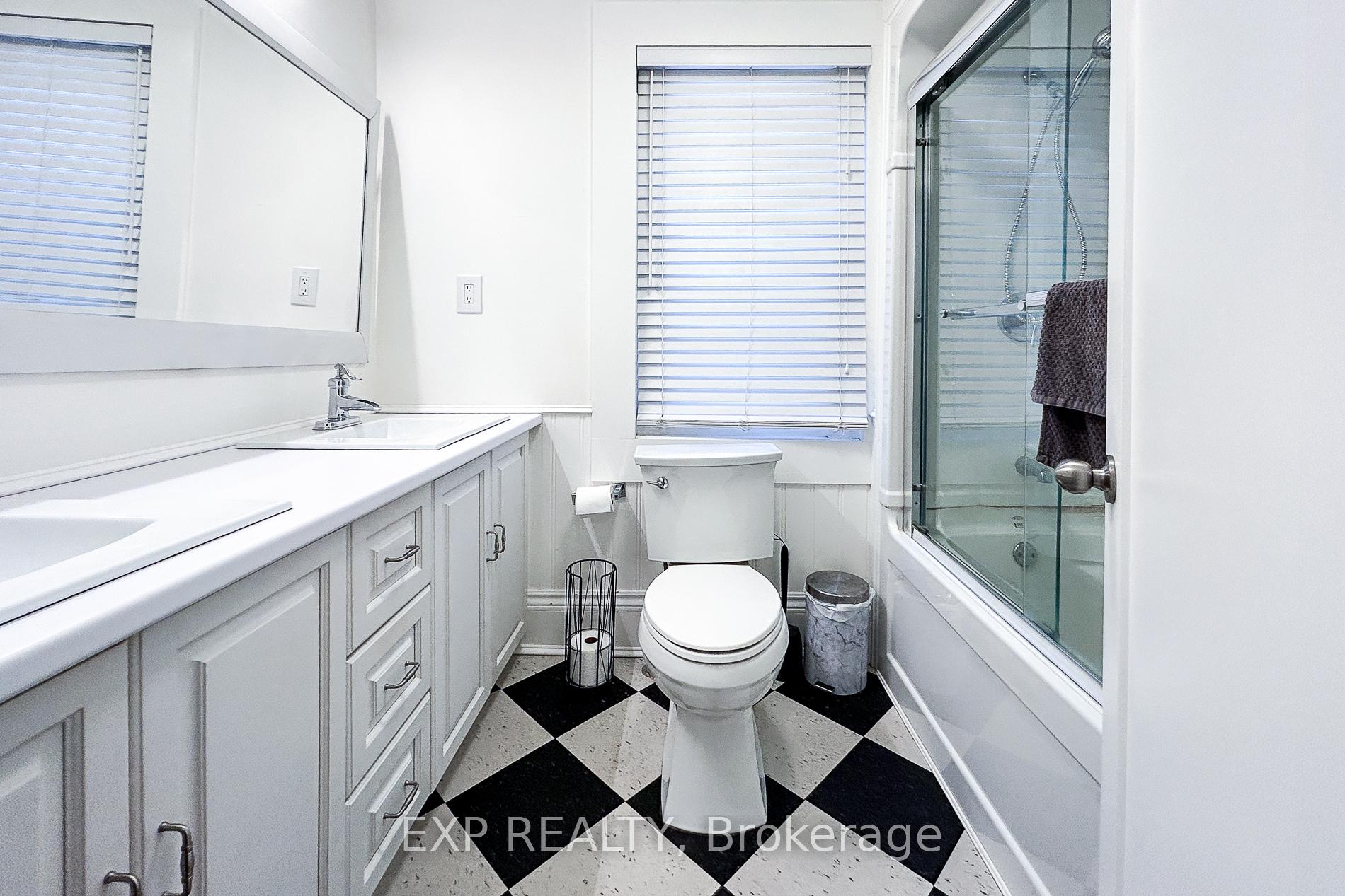 Photo 24 of 191 Stirton Street, Hamilton, Gibson — HOMEH