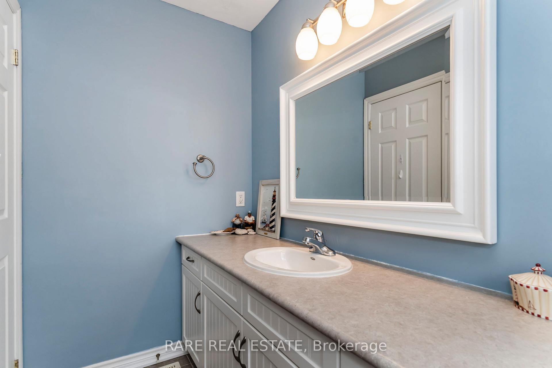 Photo 35 of 46 Sovereign's Gate, Barrie, Innis-Shore — HOMEH