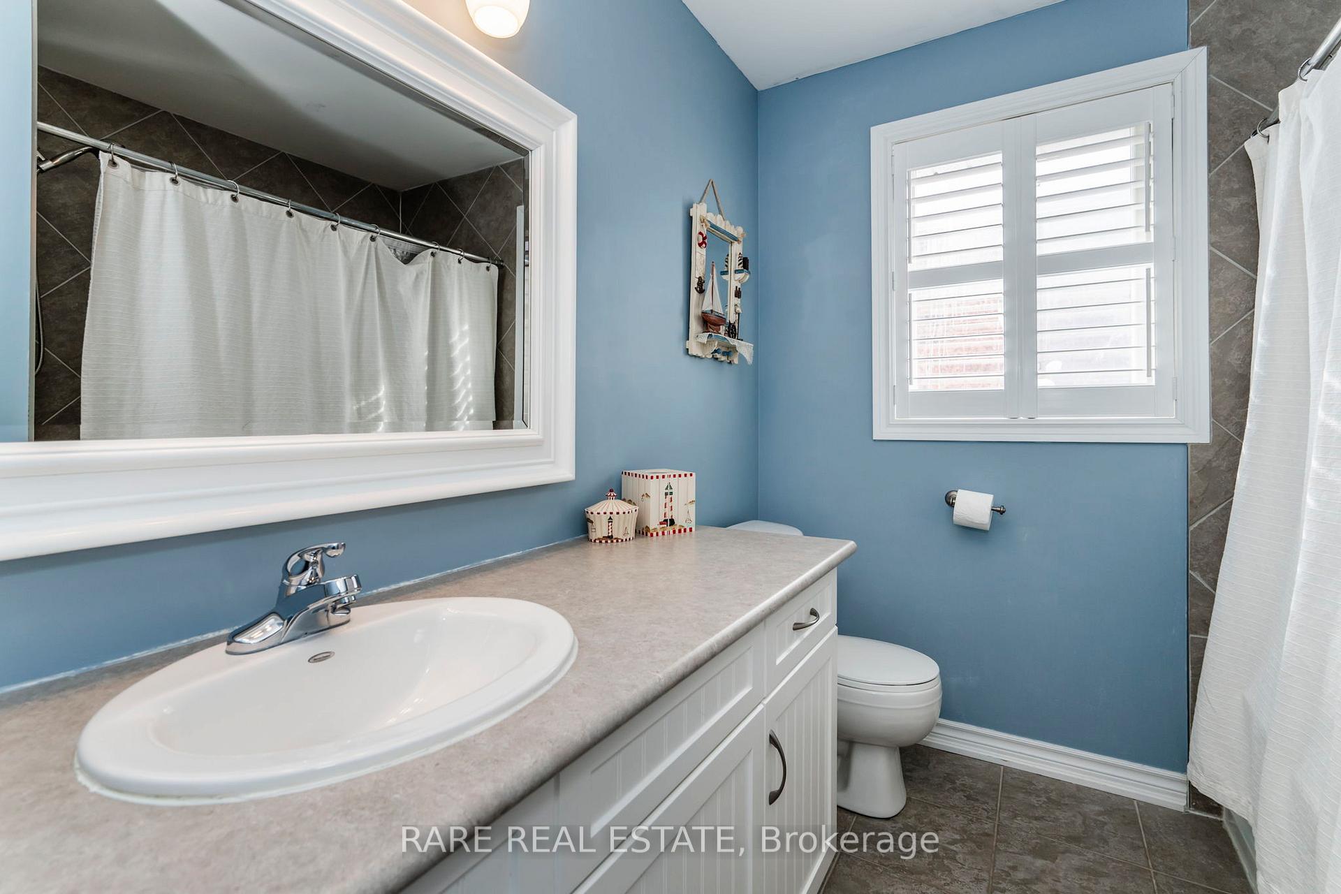 Photo 36 of 46 Sovereign's Gate, Barrie, Innis-Shore — HOMEH
