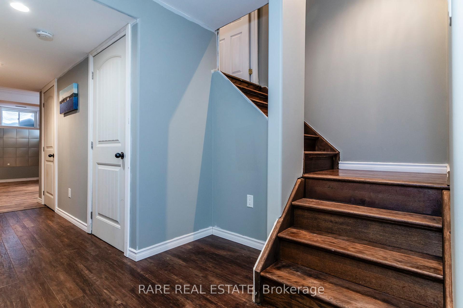Photo 41 of 46 Sovereign's Gate, Barrie, Innis-Shore — HOMEH