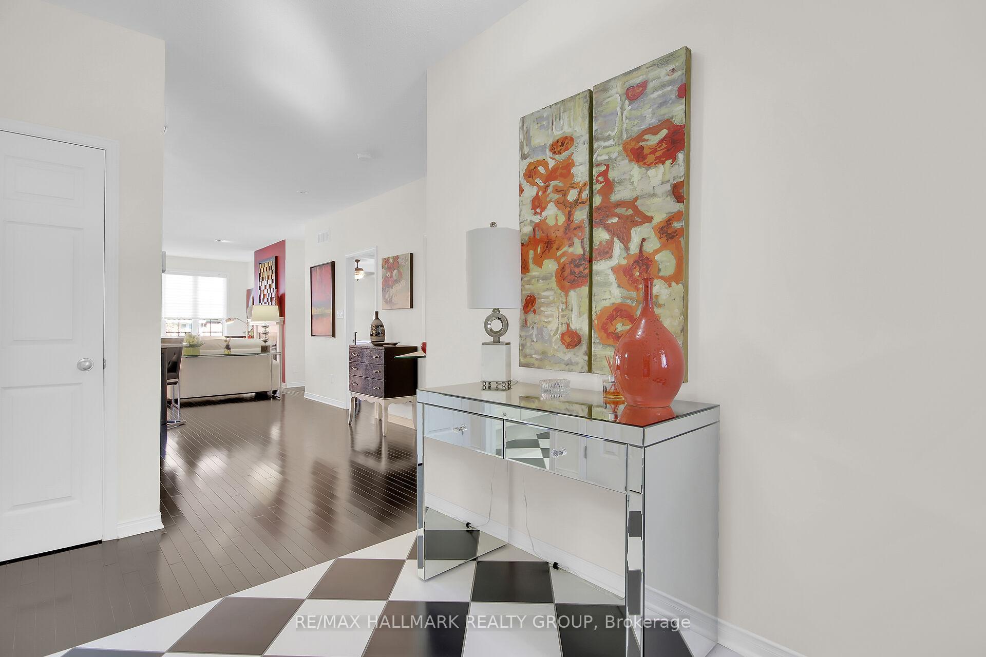 Photo 5 of 277 Cairnsmore Circle, Ottawa, Barrhaven - Stonebridge — HOMEH