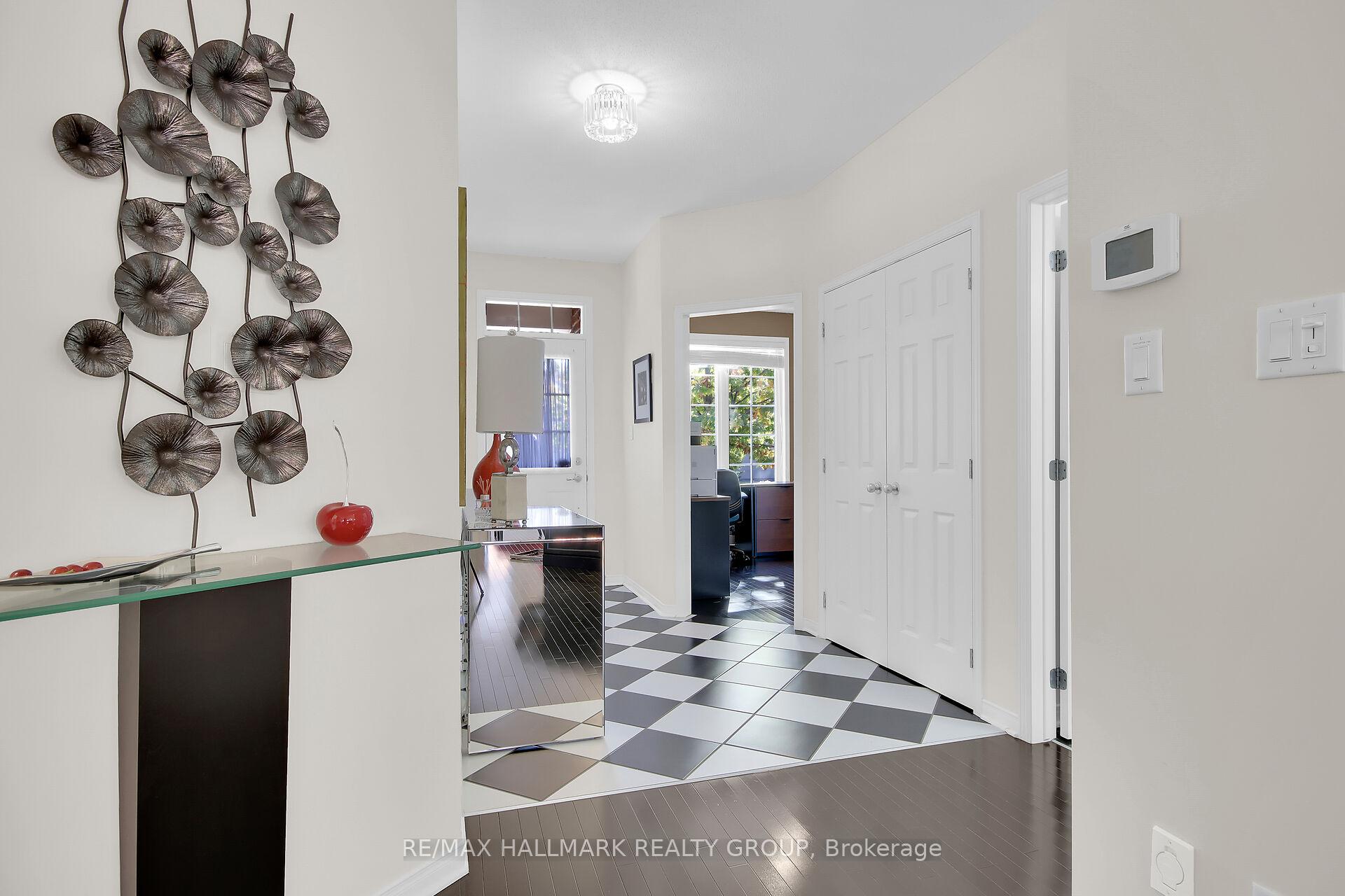 Photo 6 of 277 Cairnsmore Circle, Ottawa, Barrhaven - Stonebridge — HOMEH