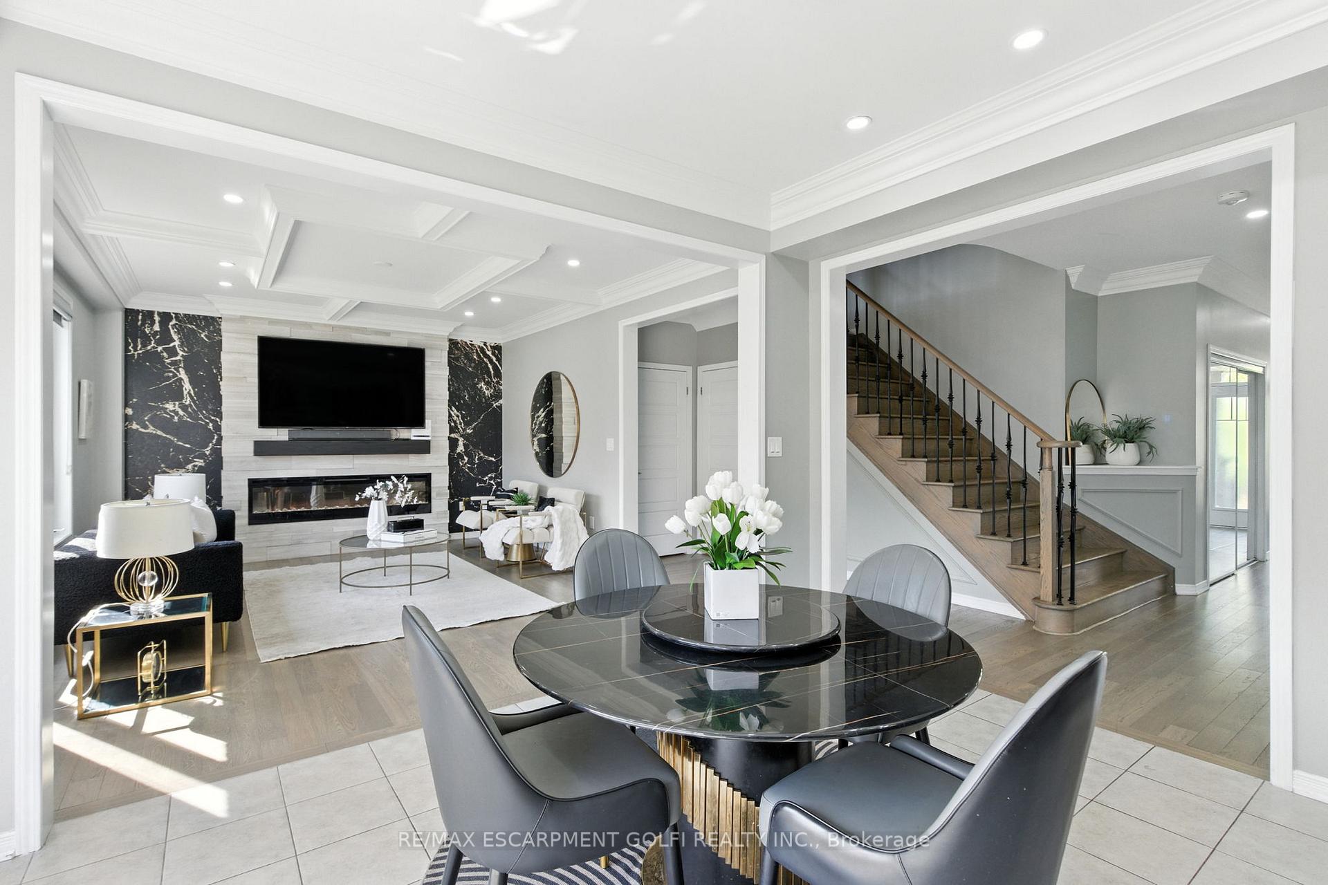 Photo 23 of 126 Cactus Crescent, Hamilton, Stoney Creek Mountain — HOMEH