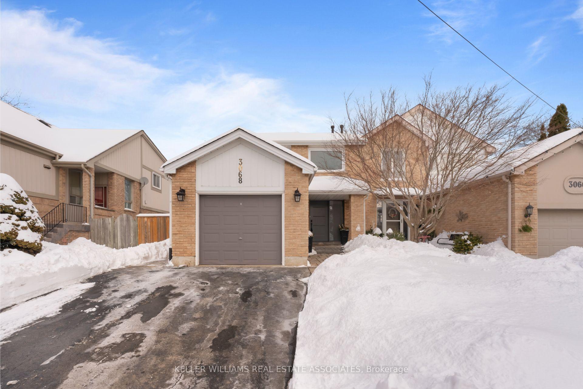 Front of 3068 Autumn Hill Crescent