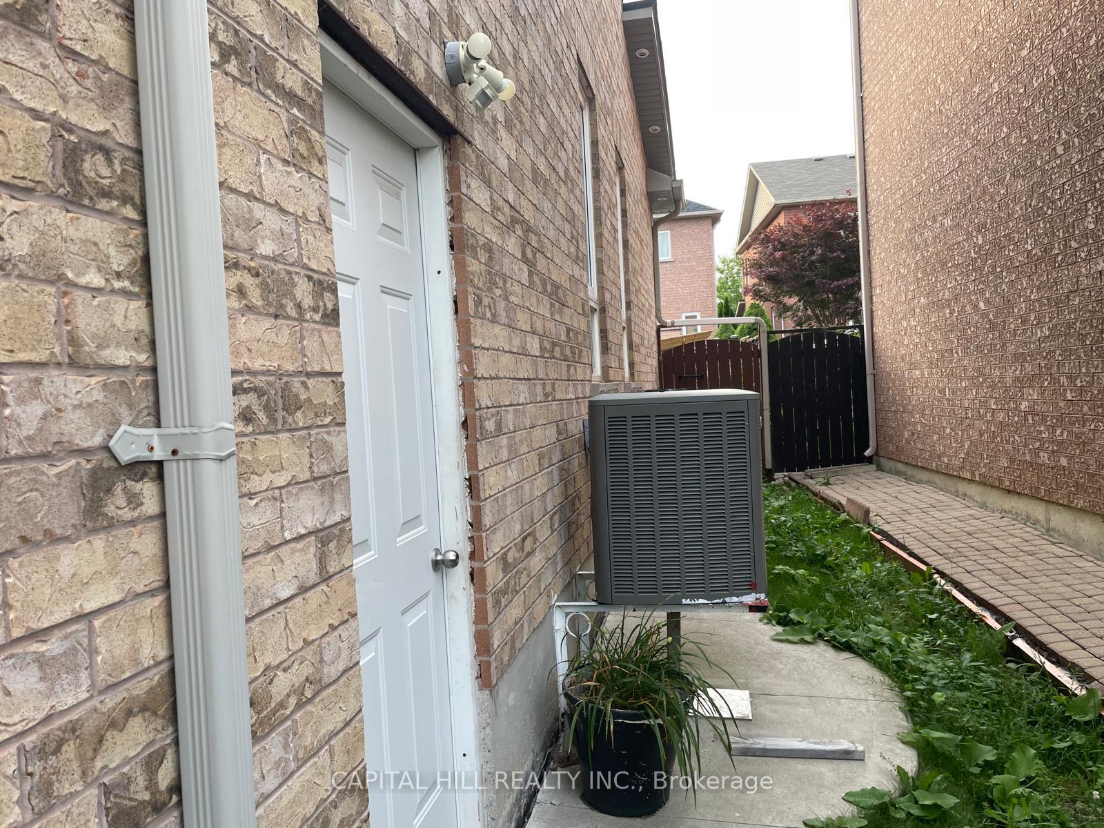 Photo 2 of Unit Basement, 58 Pergola Way, Brampton, Bram West — HOMEH