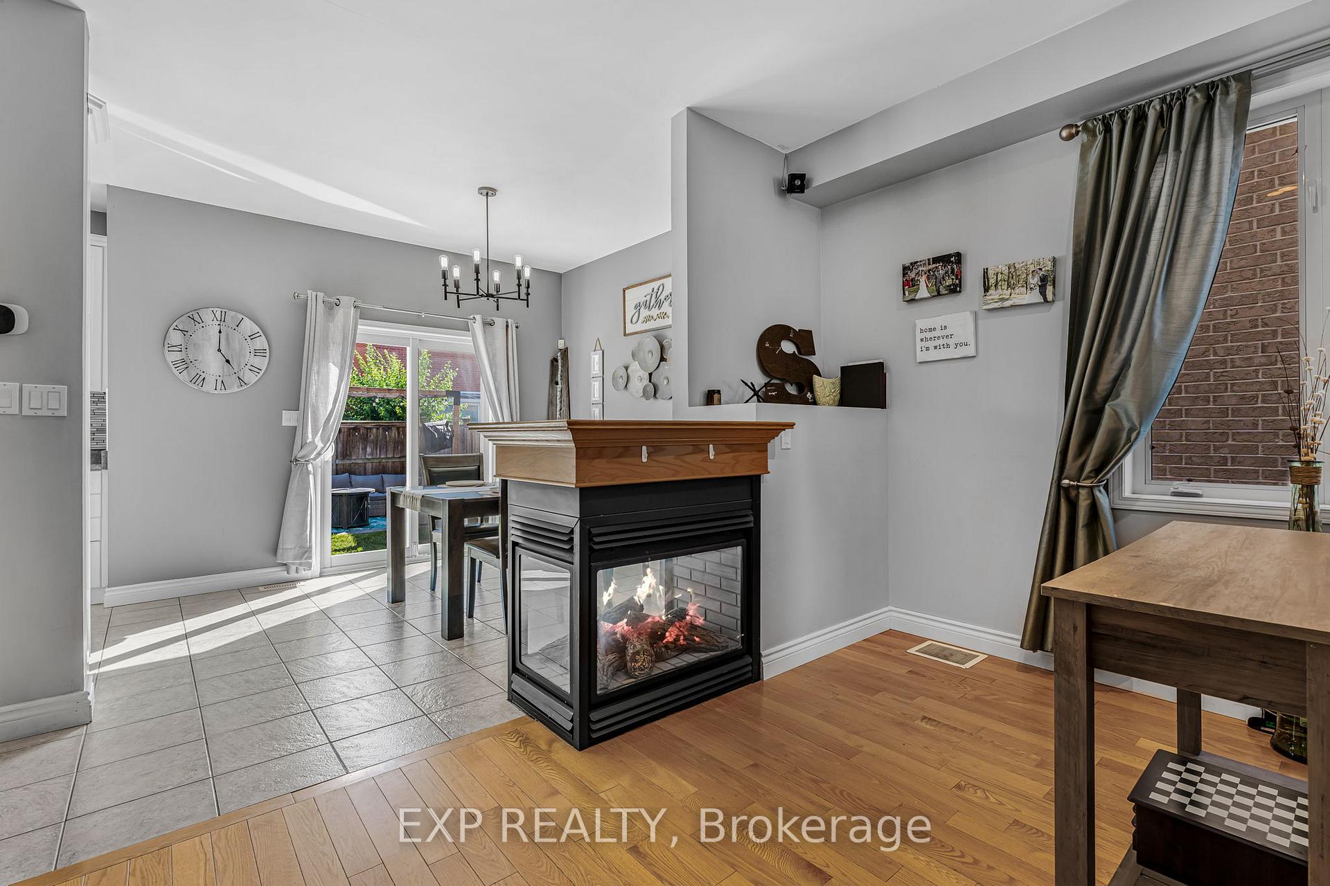 Photo 5 of 117 Glenmeadow Crescent, Hamilton, Winona Park — HOMEH