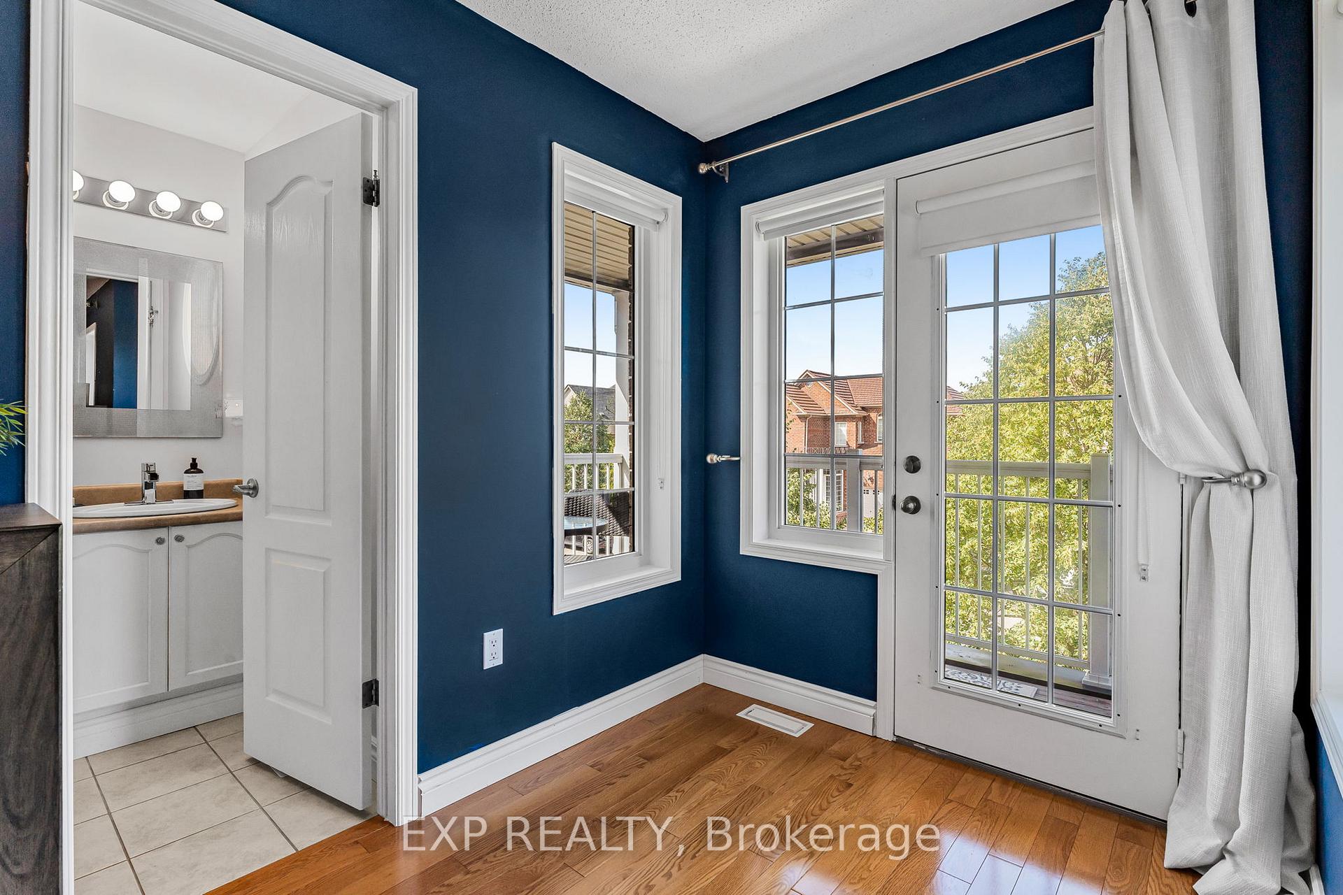 Photo 14 of 117 Glenmeadow Crescent, Hamilton, Winona Park — HOMEH
