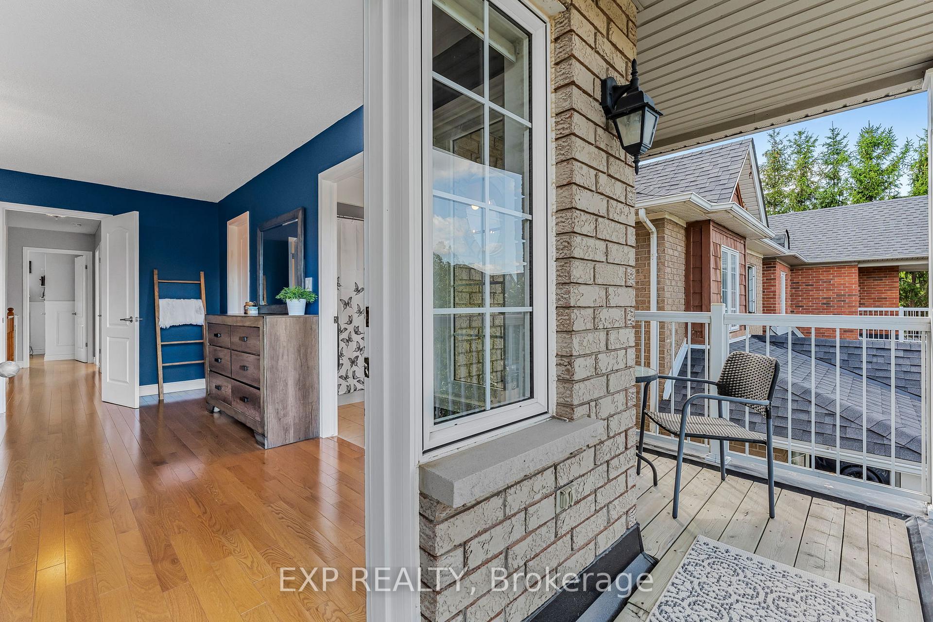 Photo 16 of 117 Glenmeadow Crescent, Hamilton, Winona Park — HOMEH