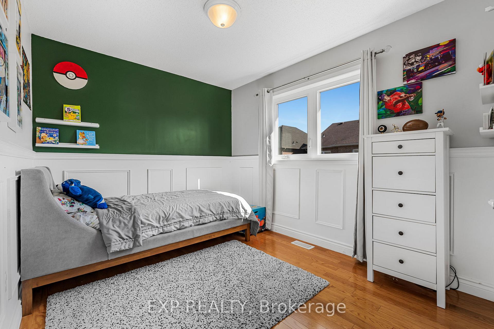 Photo 18 of 117 Glenmeadow Crescent, Hamilton, Winona Park — HOMEH