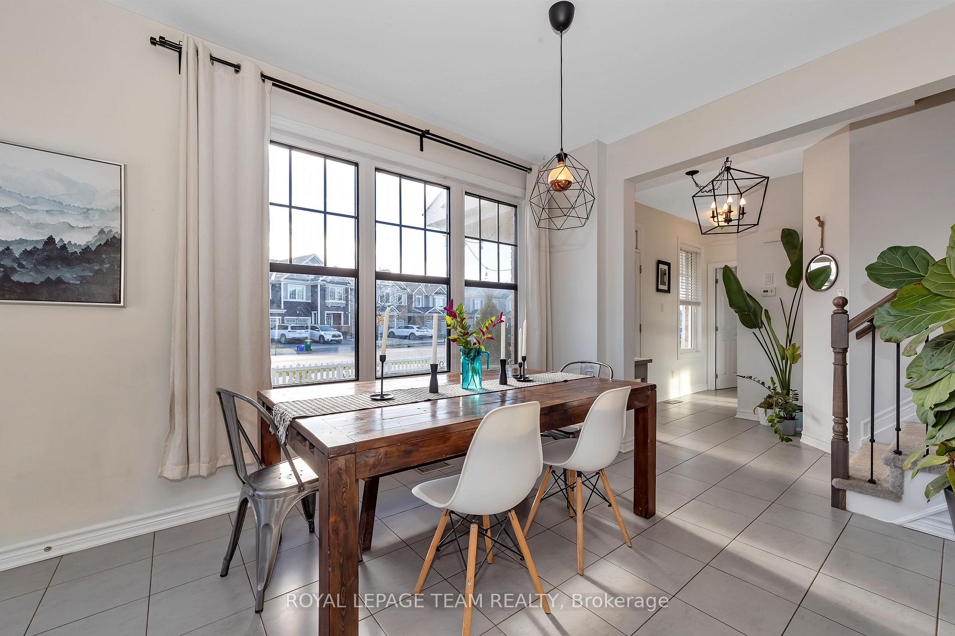 Photo 5 of 100 Burbot Street, Ottawa, Barrhaven - Half Moon Bay — HOMEH