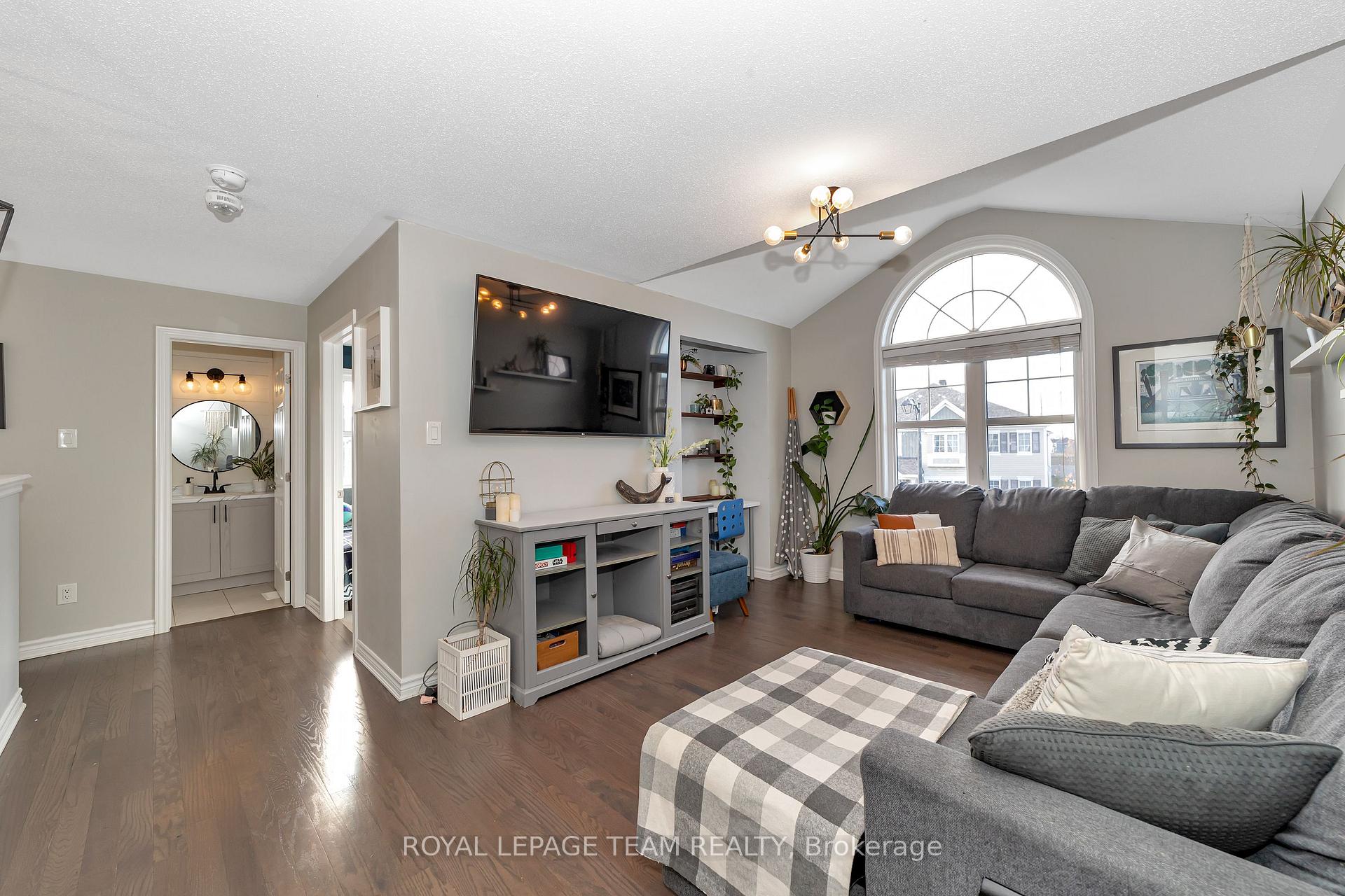 Photo 15 of 100 Burbot Street, Ottawa, Barrhaven - Half Moon Bay — HOMEH