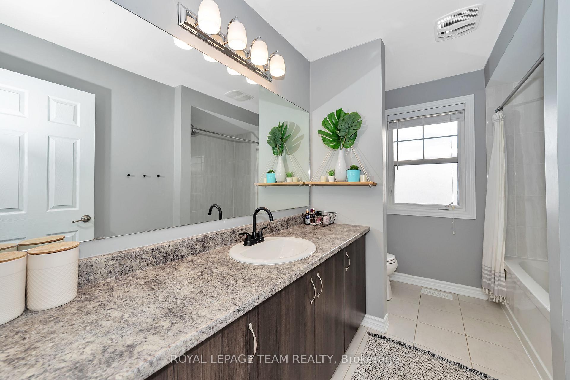 Photo 19 of 100 Burbot Street, Ottawa, Barrhaven - Half Moon Bay — HOMEH