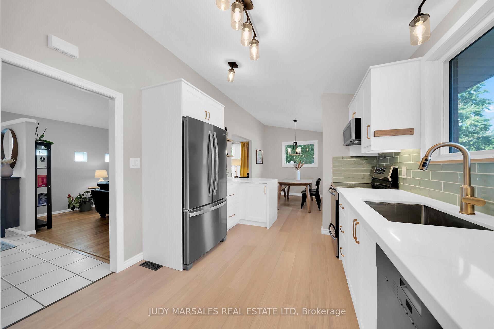 Photo 21 of 28 Pleasant Avenue, Hamilton, Dundas — HOMEH