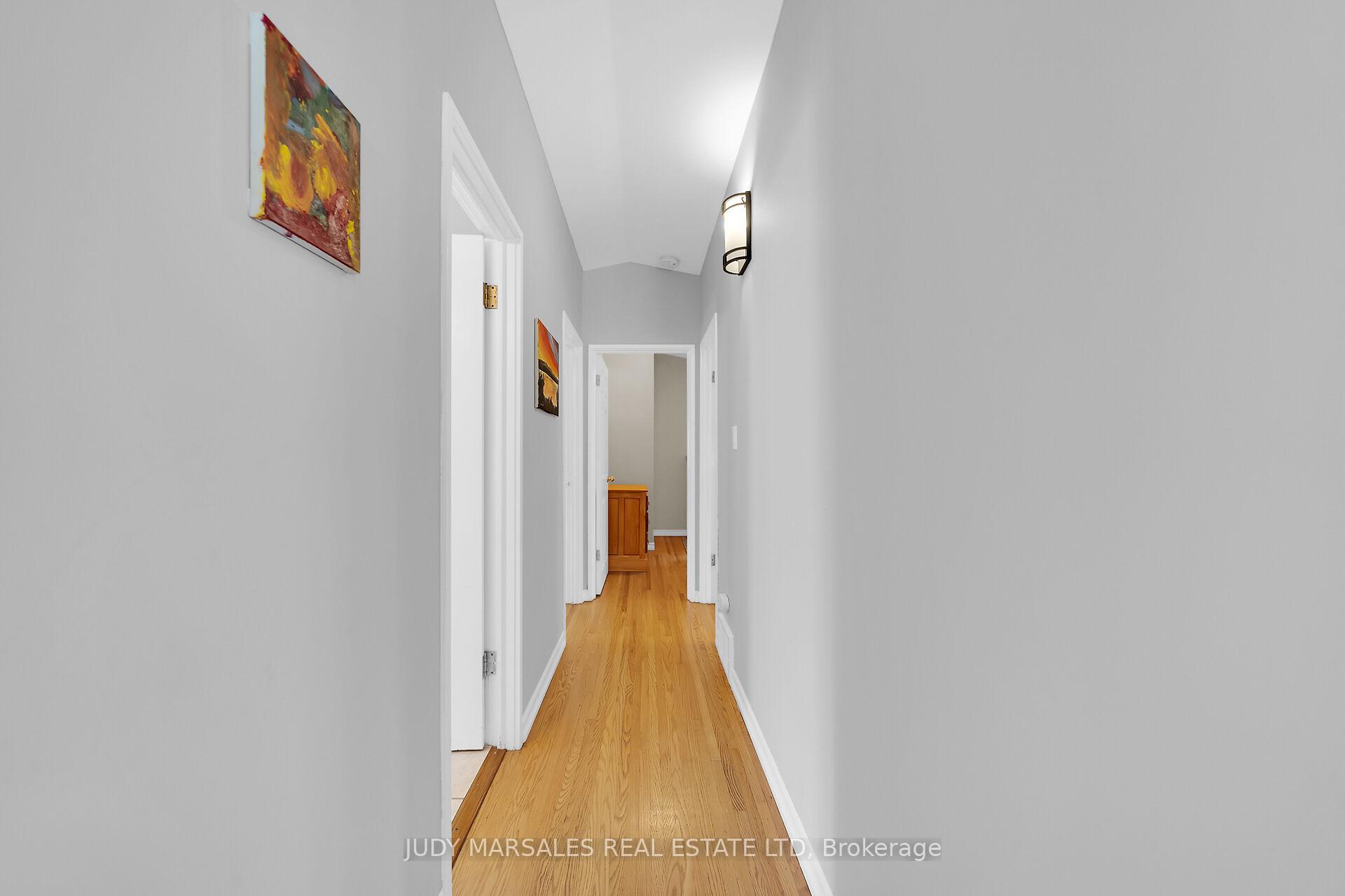 Photo 22 of 28 Pleasant Avenue, Hamilton, Dundas — HOMEH