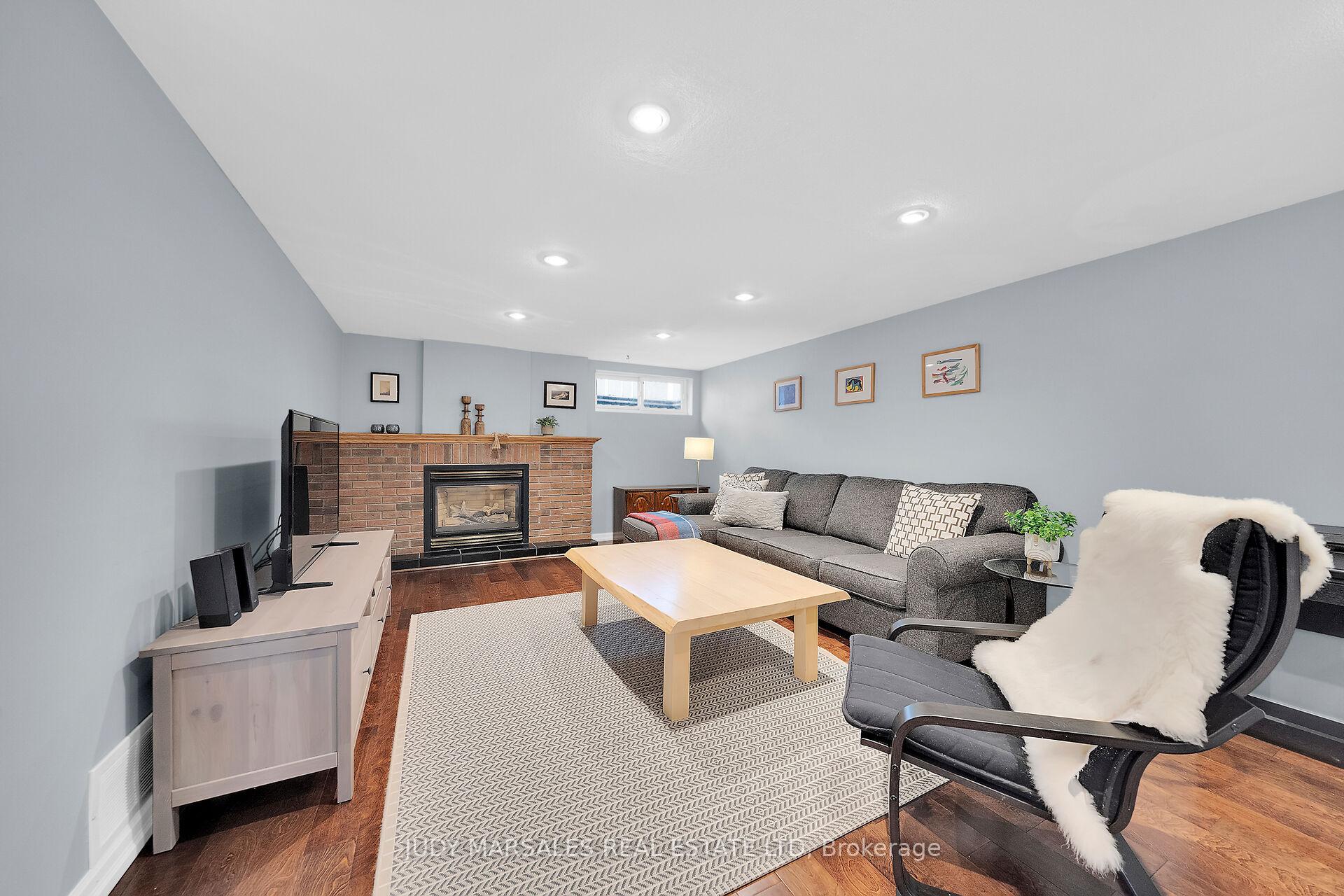 Photo 33 of 28 Pleasant Avenue, Hamilton, Dundas — HOMEH