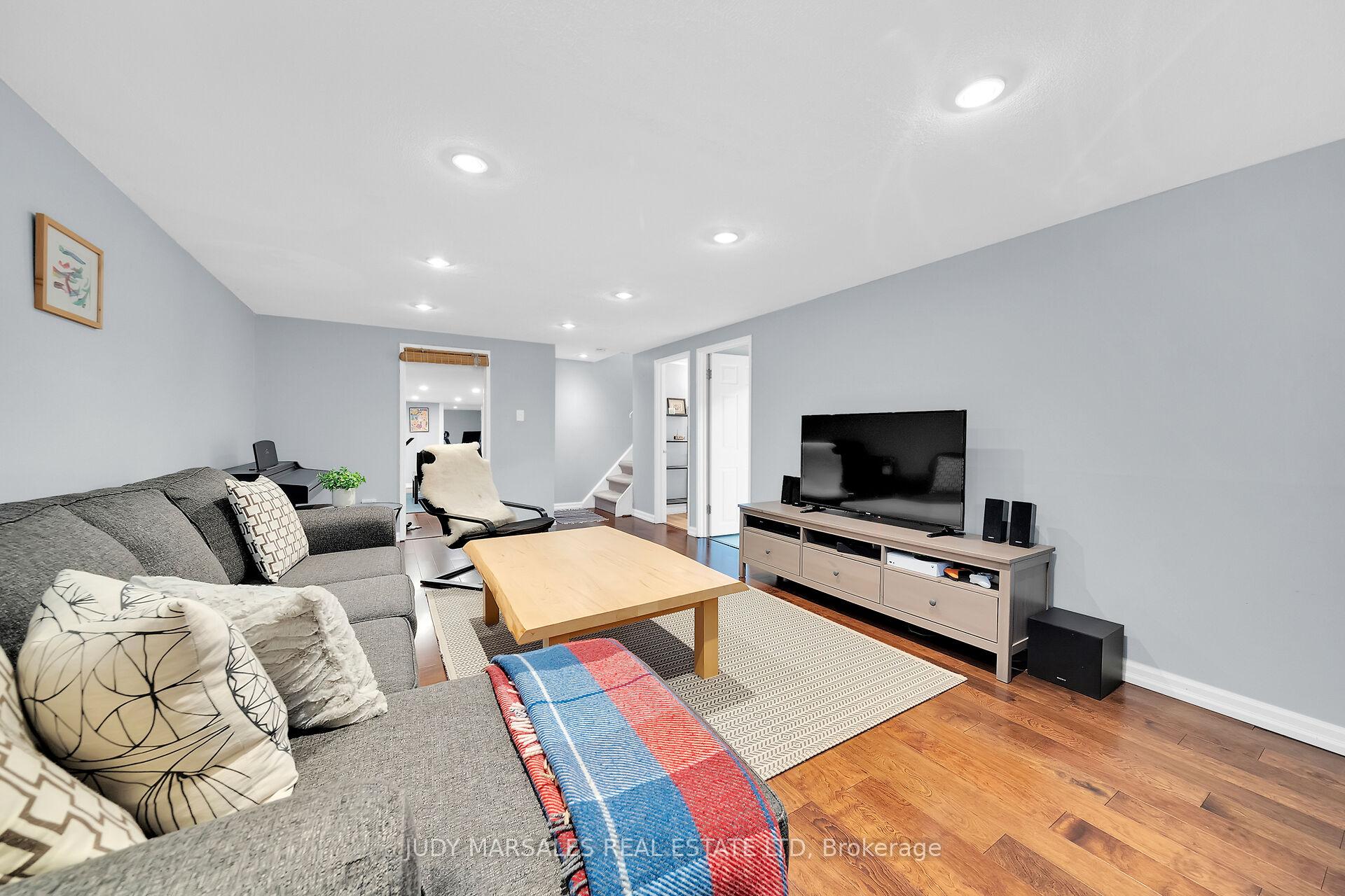 Photo 35 of 28 Pleasant Avenue, Hamilton, Dundas — HOMEH