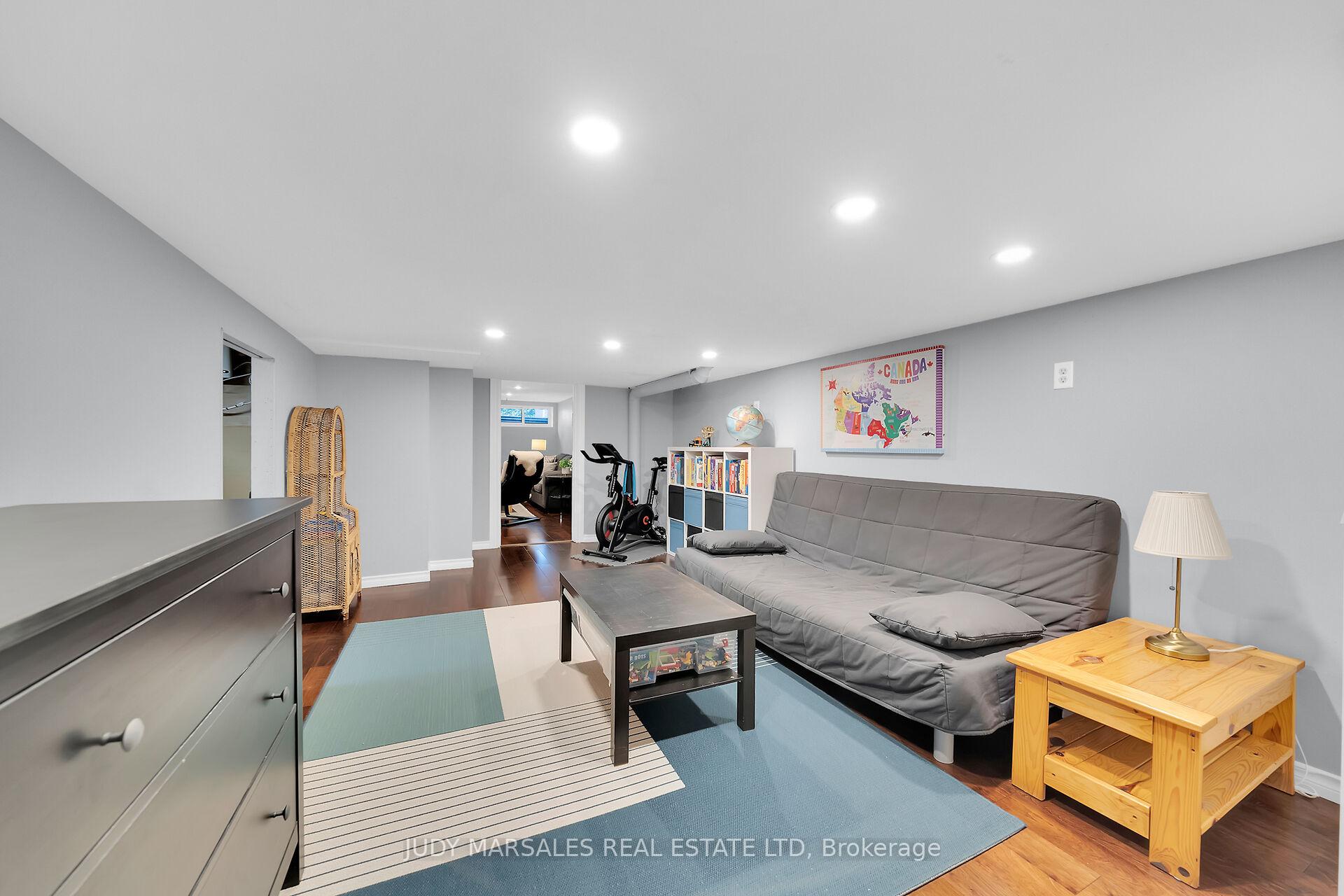 Photo 37 of 28 Pleasant Avenue, Hamilton, Dundas — HOMEH