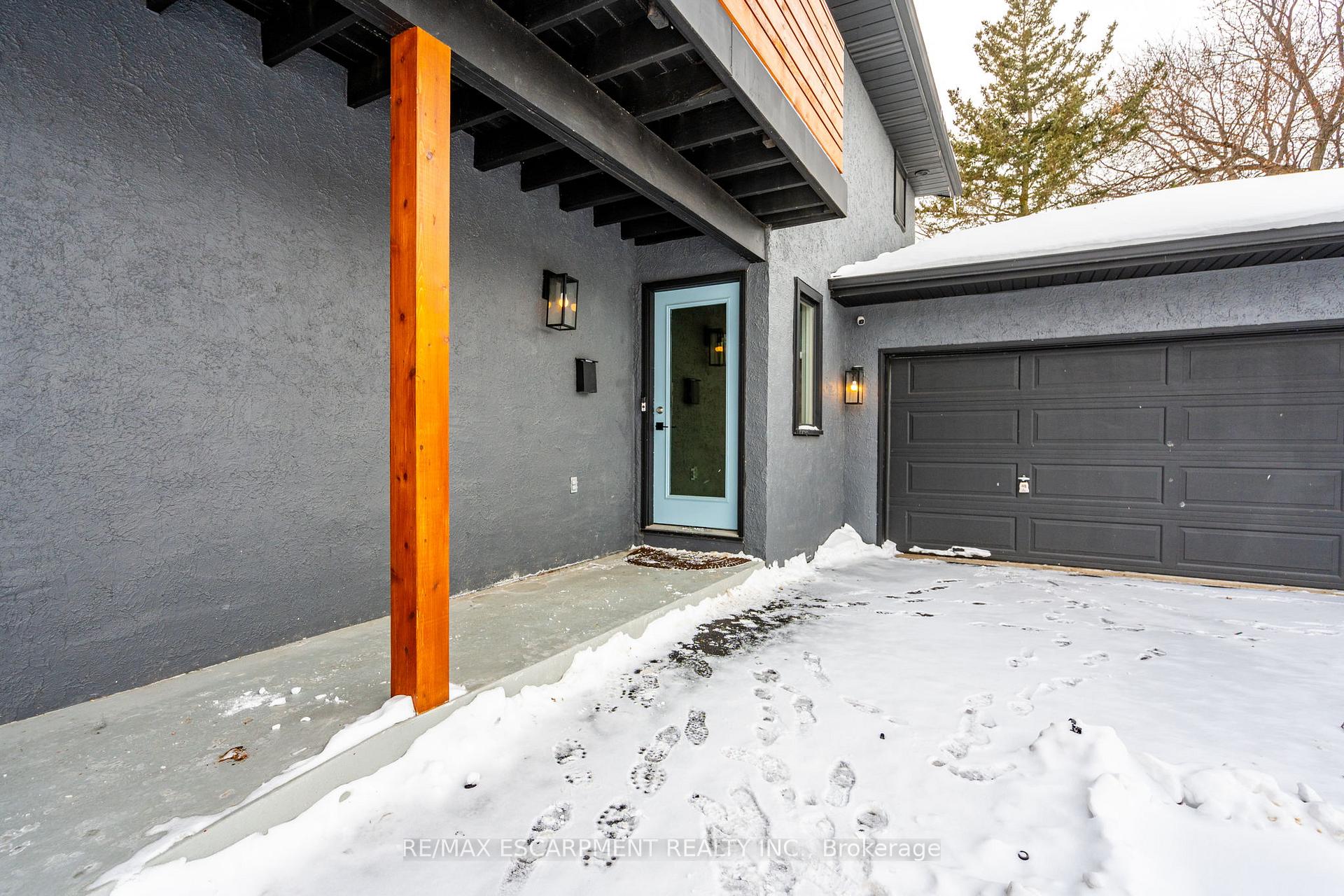 Photo 2 of 3135 Michael Crescent, Burlington, Palmer — HOMEH