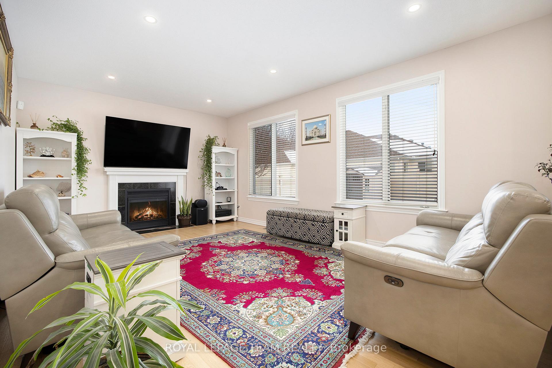 Photo 12 of 87 Gleeson Way, Ottawa, Barrhaven - Longfields — HOMEH