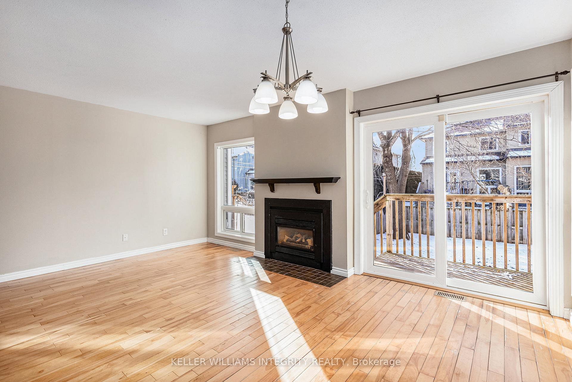 Photo 6 of 31 Lima Way, Ottawa, Barrhaven - Cedargrove/Fraserdale — HOMEH