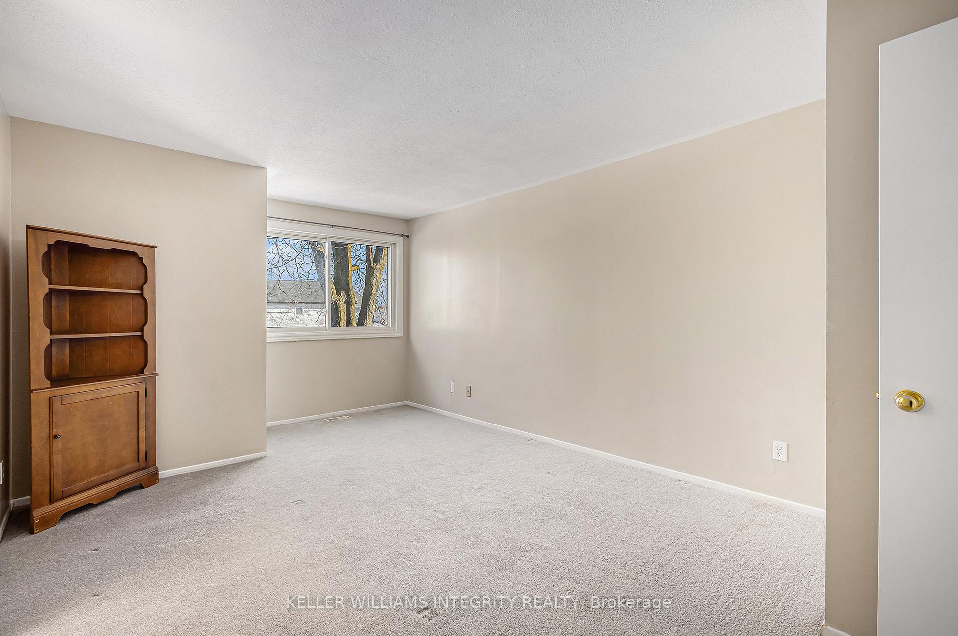 Photo 14 of 31 Lima Way, Ottawa, Barrhaven - Cedargrove/Fraserdale — HOMEH