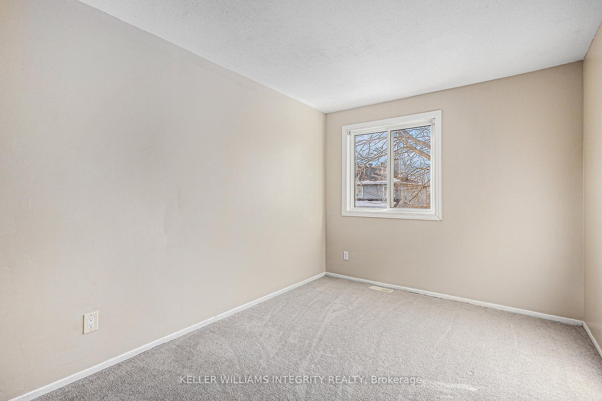 Photo 17 of 31 Lima Way, Ottawa, Barrhaven - Cedargrove/Fraserdale — HOMEH