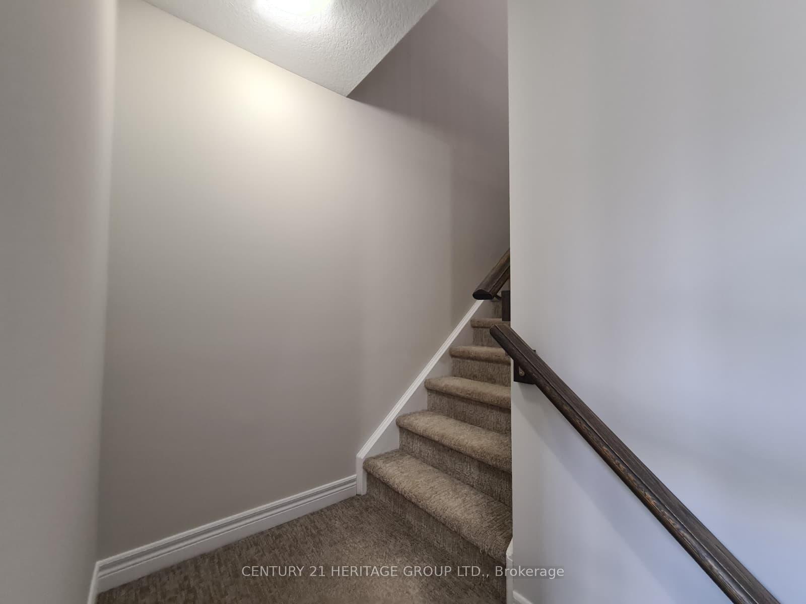 Photo 16 of 6 Snowberry Lane, Hamilton, Vincent — HOMEH