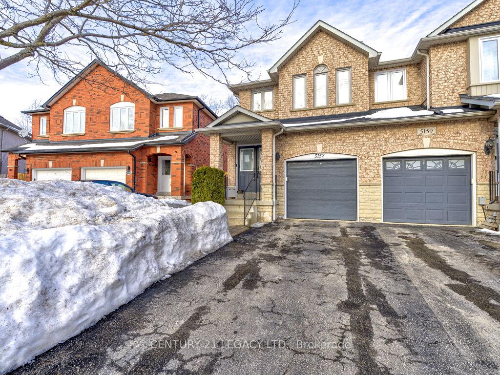 Photo 2 of 5157 Falconcrest Drive, Burlington, Uptown — HOMEH