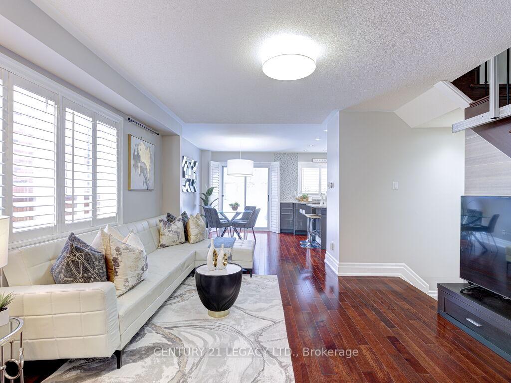 Photo 12 of 5157 Falconcrest Drive, Burlington, Uptown — HOMEH