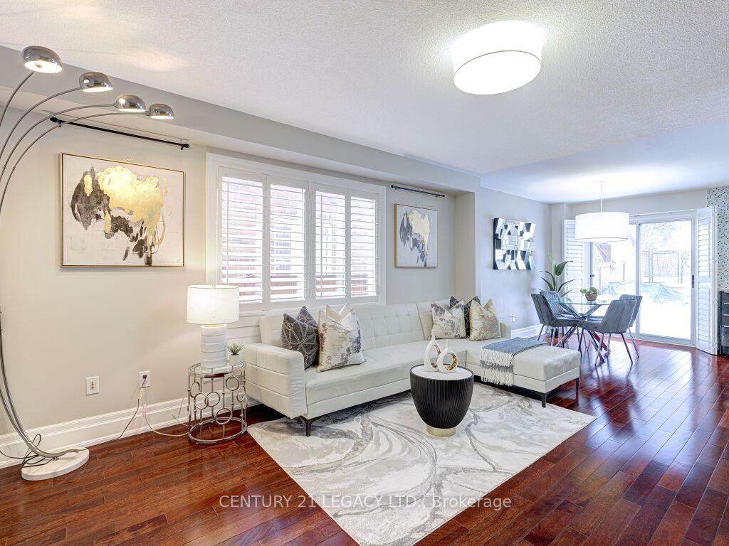 Photo 15 of 5157 Falconcrest Drive, Burlington, Uptown — HOMEH