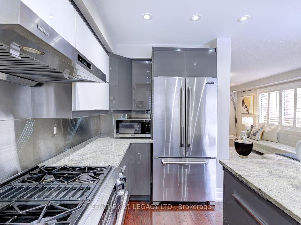 Photo 22 of 5157 Falconcrest Drive, Burlington, Uptown — HOMEH