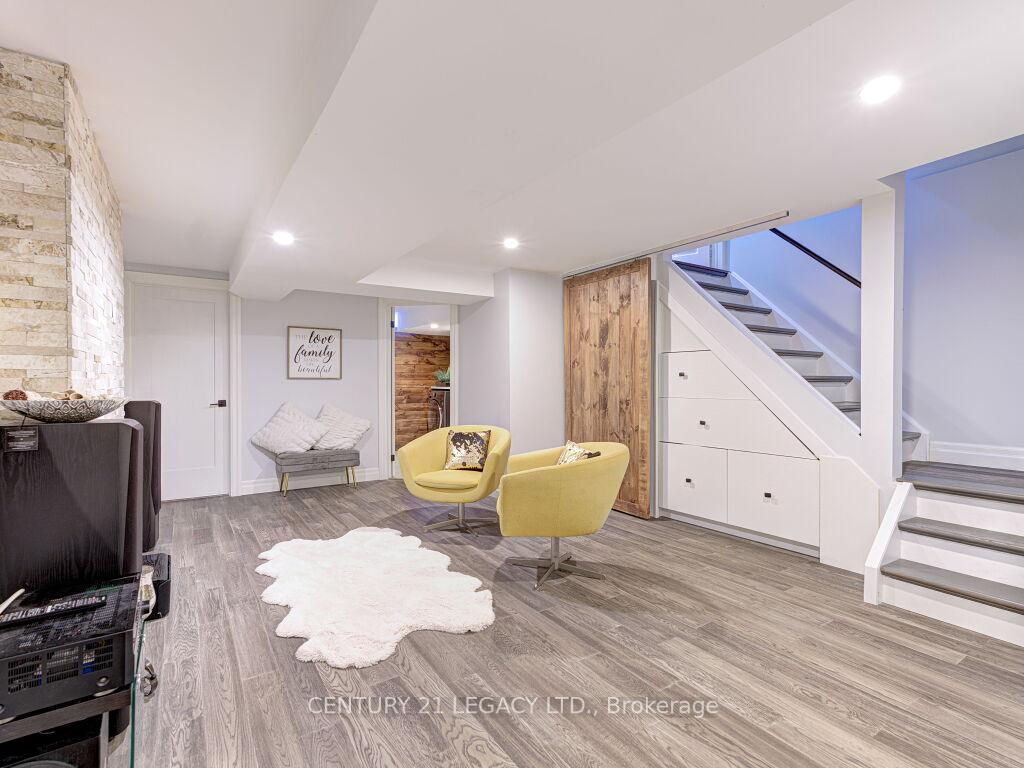 Photo 36 of 5157 Falconcrest Drive, Burlington, Uptown — HOMEH