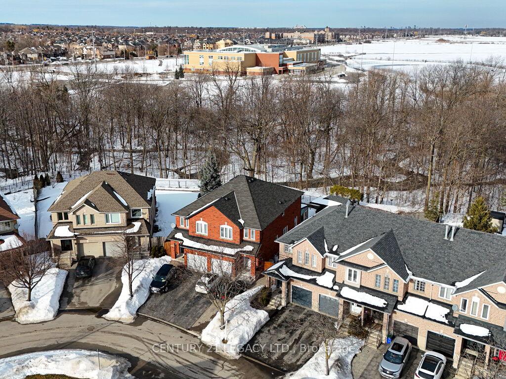 Photo 42 of 5157 Falconcrest Drive, Burlington, Uptown — HOMEH