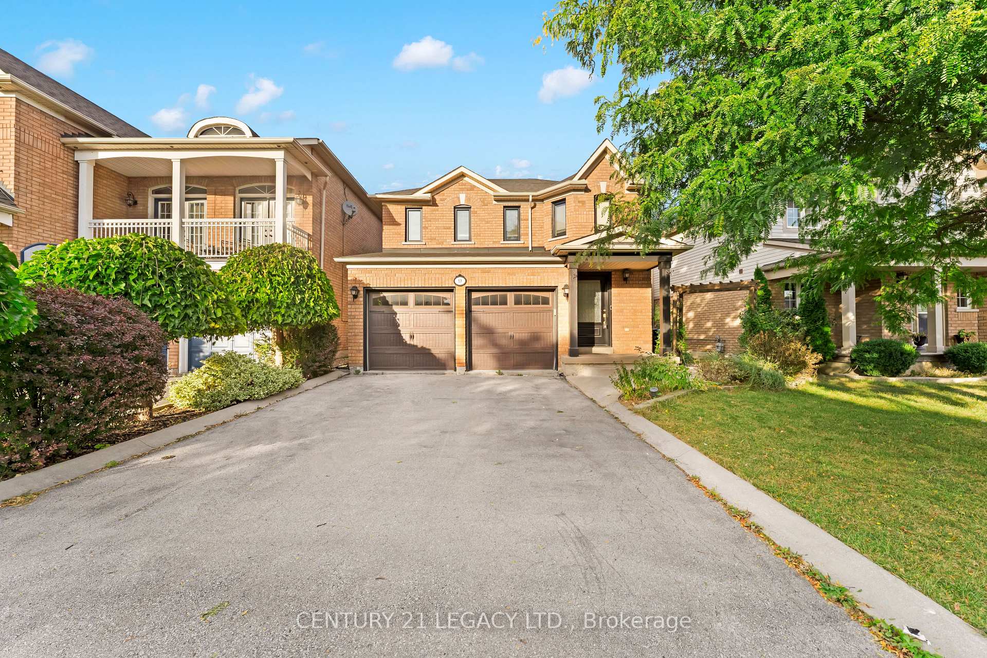 Photo 1 of 9 Edenvalley Road, Brampton, Fletcher's Meadow — HOMEH