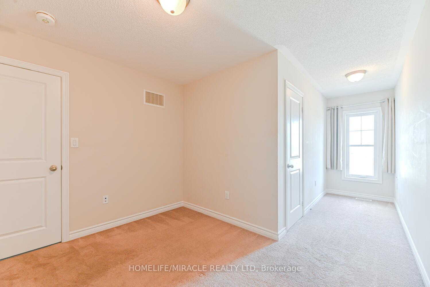 Photo 35 of 35 Finegan Circle, Brampton, Northwest Brampton — HOMEH