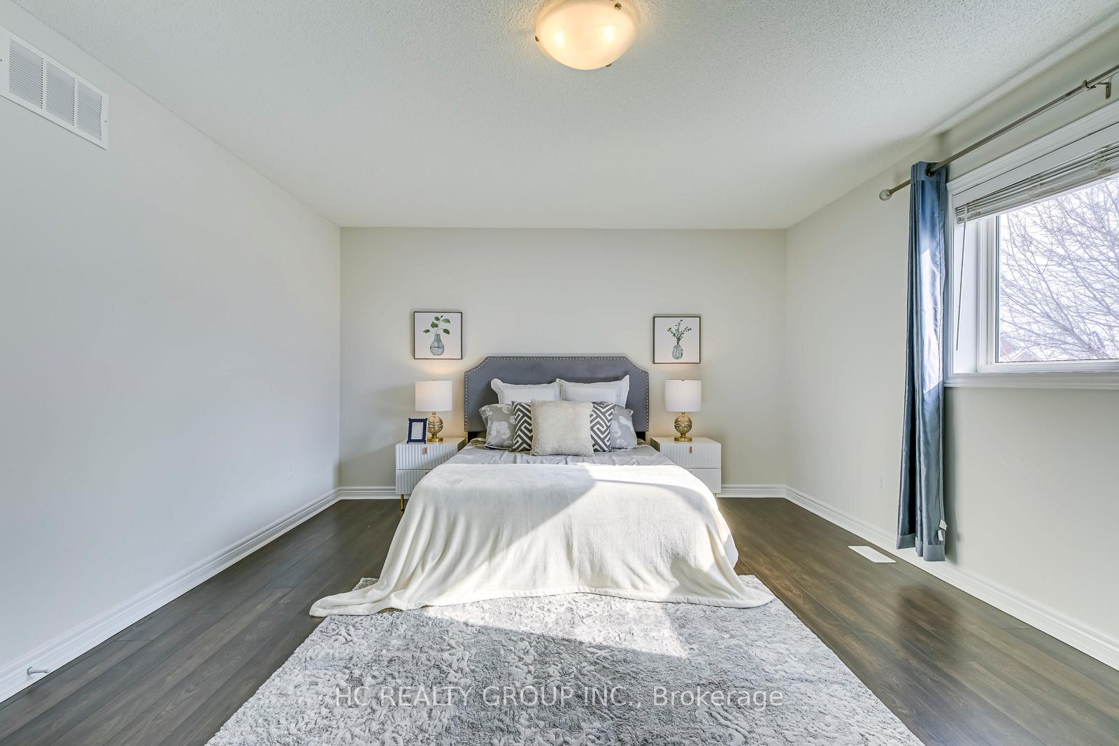 Photo 17 of 5230 Garland Crescent, Burlington, Orchard — HOMEH