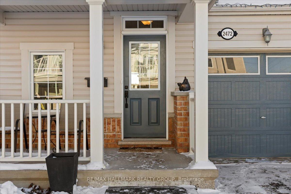 Photo 3 of 2472 Nutgrove Avenue, Ottawa, Barrhaven - Half Moon Bay — HOMEH