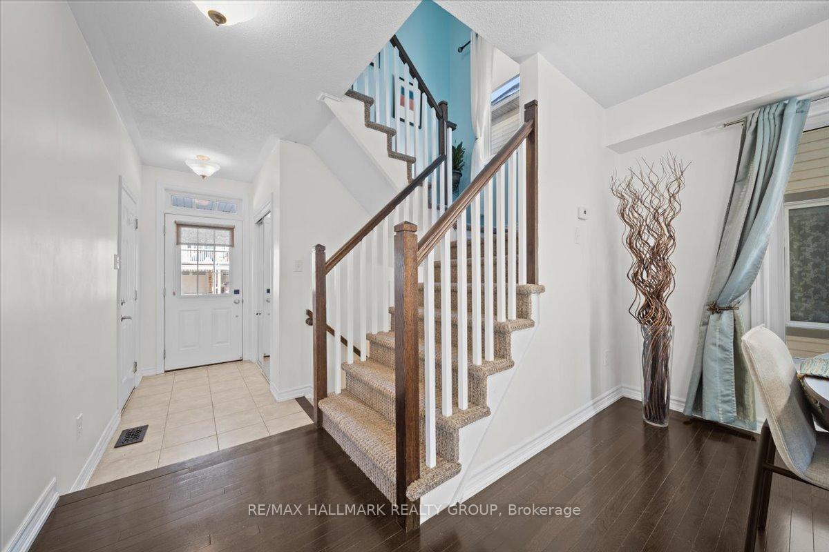 Photo 8 of 2472 Nutgrove Avenue, Ottawa, Barrhaven - Half Moon Bay — HOMEH