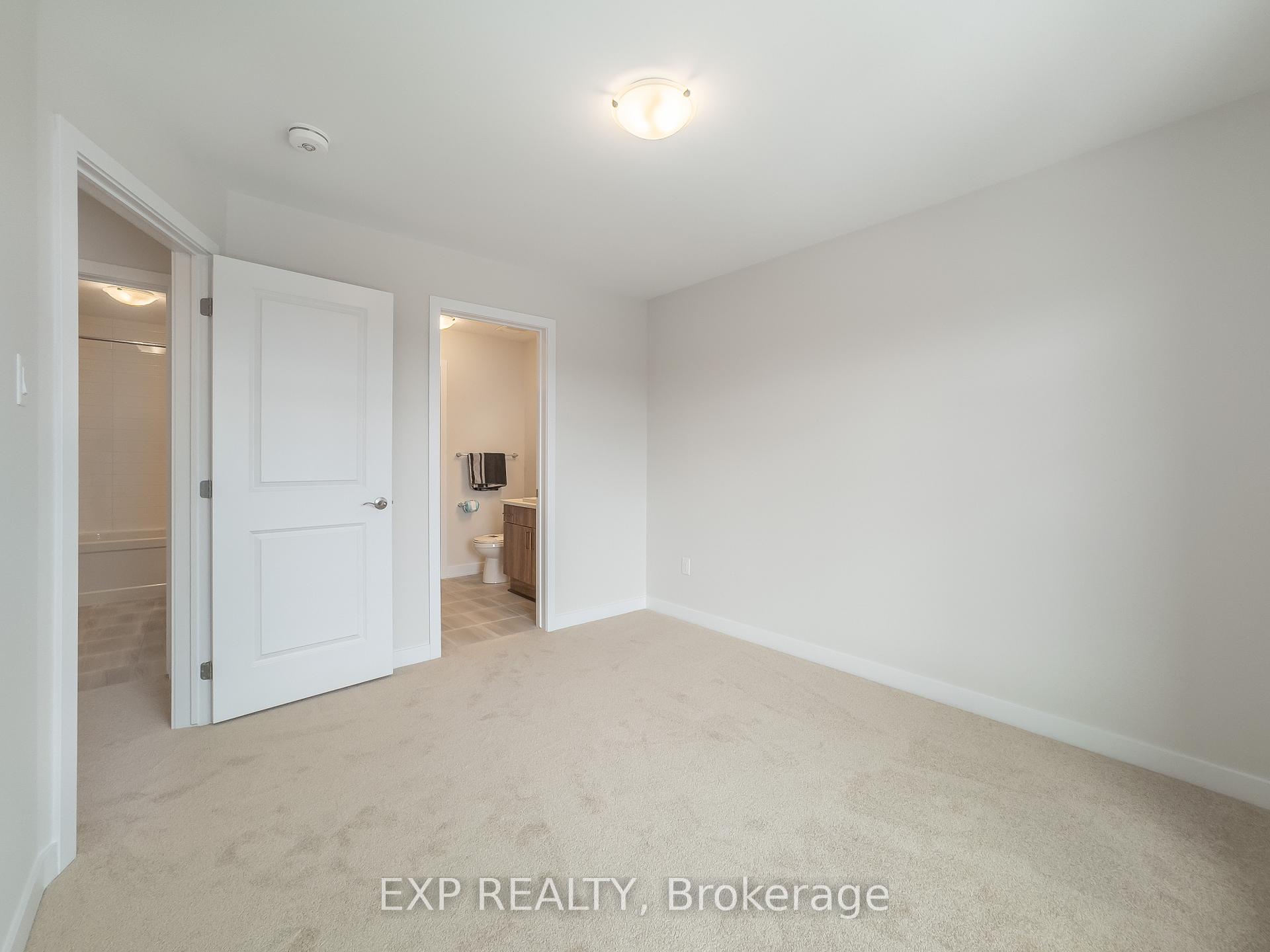 Photo 22 of 417 Jewelwing, Ottawa, Blossom Park/Kemp Park/Findlay Creek — HOMEH