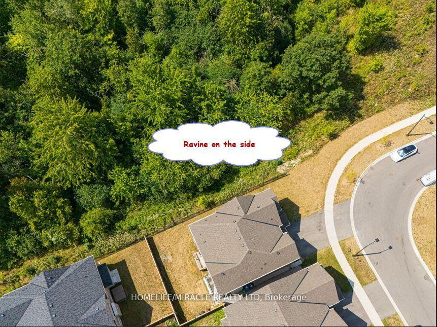 Photo 2 of 8 Jenwood Crescent, Brampton, Sandringham-Wellington North — HOMEH