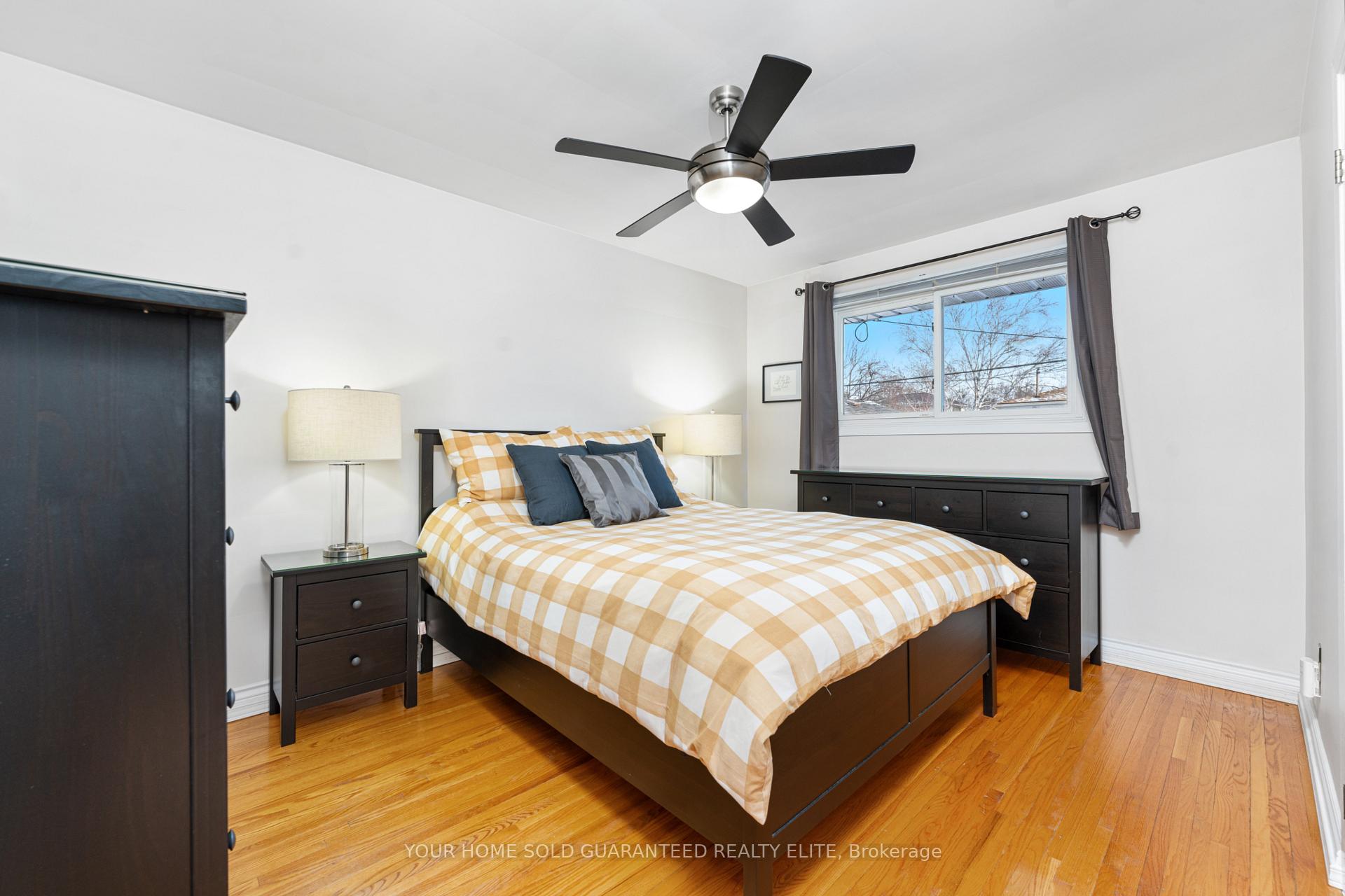 Photo 10 of 653 Thornwood Avenue, Burlington, Roseland — HOMEH