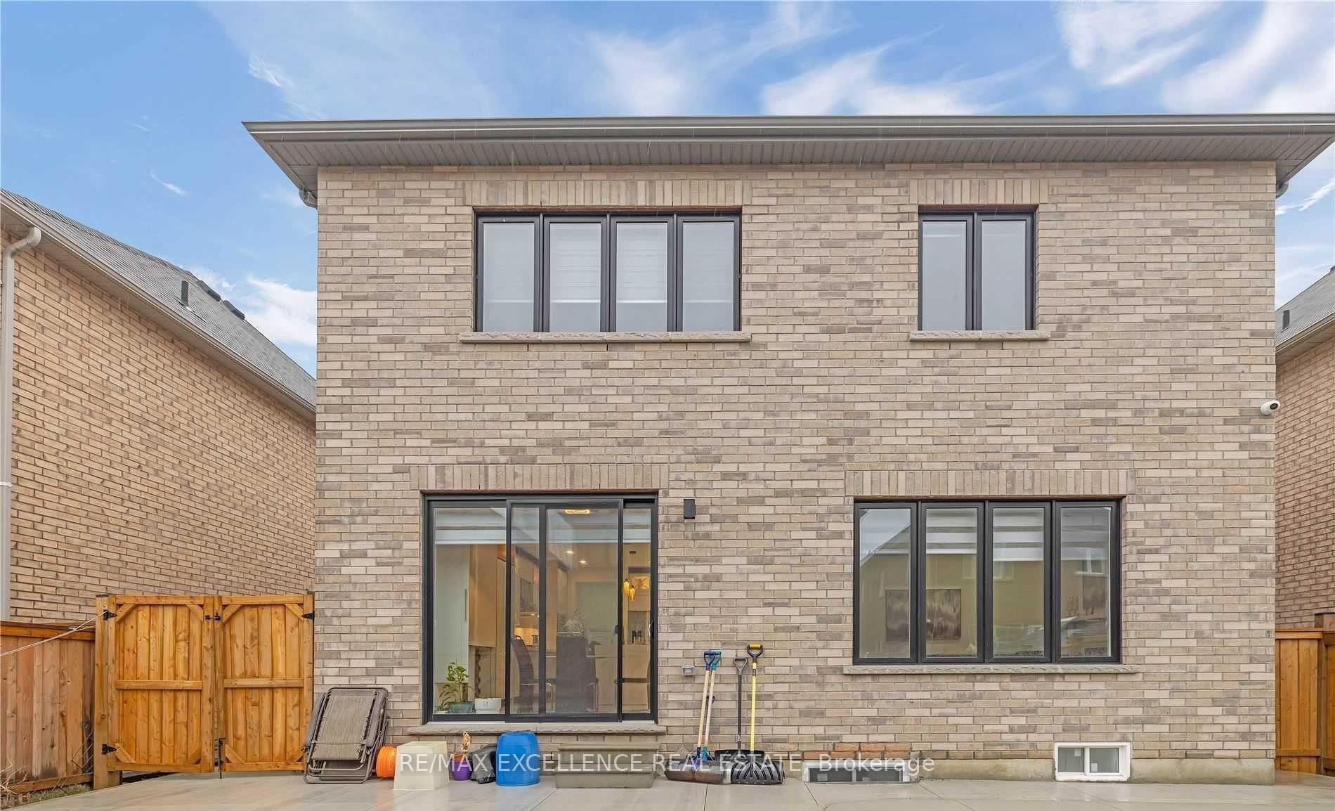 Photo 25 of 6 Godliman Road, Brampton, Credit Valley — HOMEH