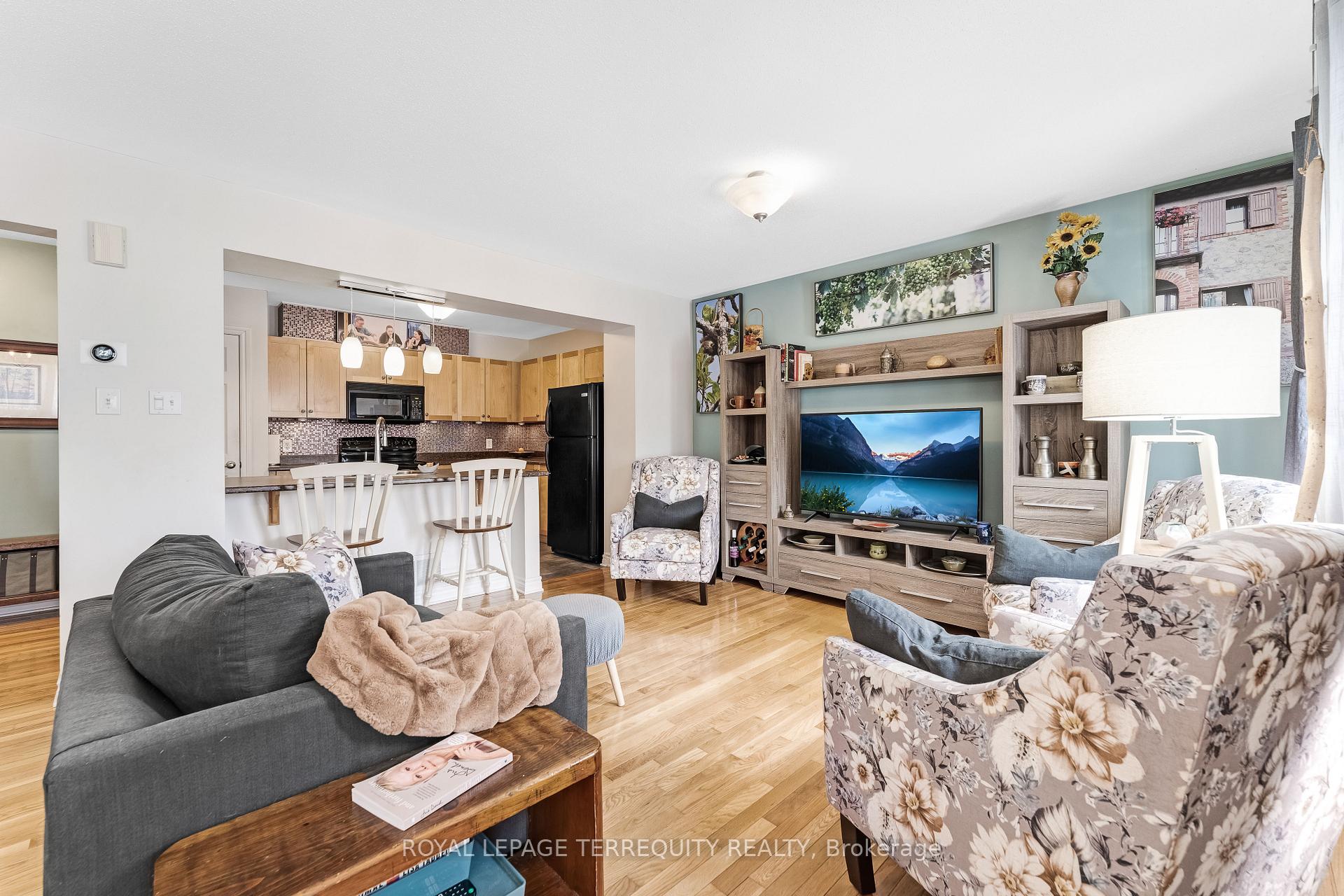 Photo 8 of 1567 Haydon Circle, Ottawa, Barrhaven - Heritage Park — HOMEH